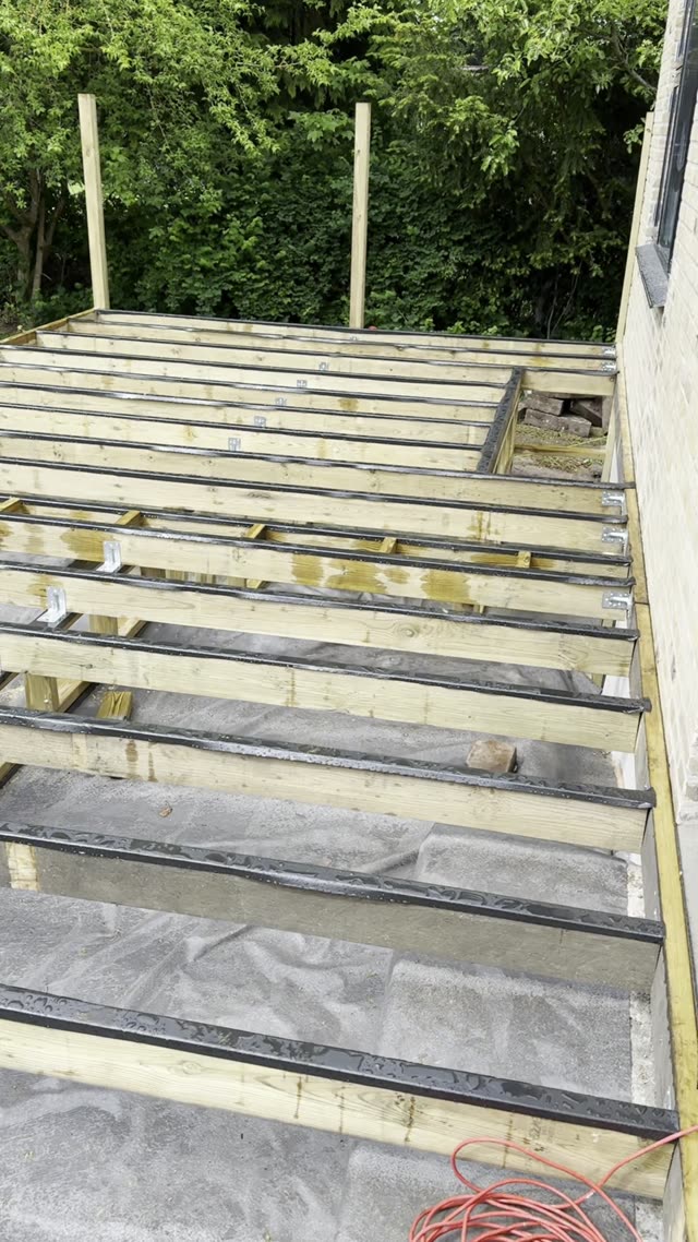 Hævet terrasse på muremestervilla